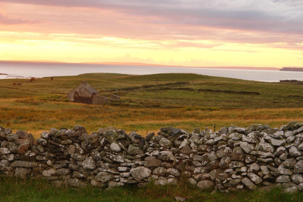 Journey'S End B&B Milltown Malbay Oda fotoğraf
