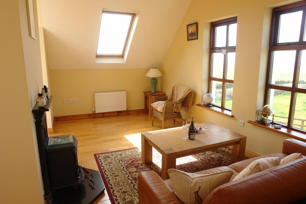 Journey'S End B&B Milltown Malbay Oda fotoğraf
